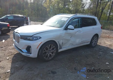 2022 BMW X7 xDrive40I z USA, uszkodzony, nr VIN 5UXCW2C02N9L67809